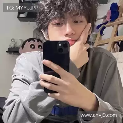 倪影